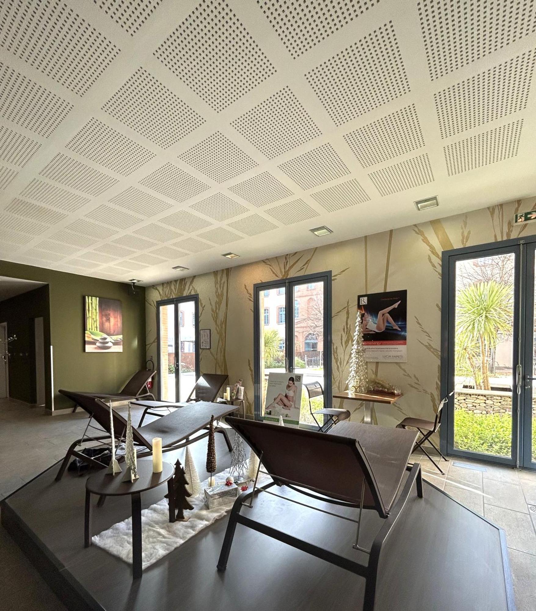 Dali Hotel Montauban Exterior photo